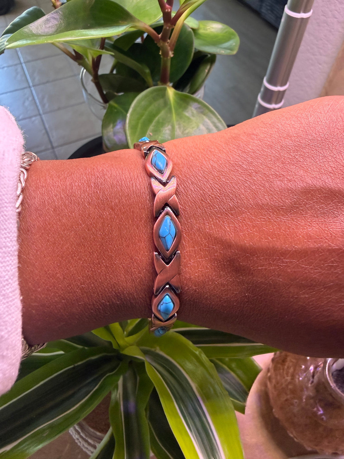Unisex copper and turquoise magnetic bracelet