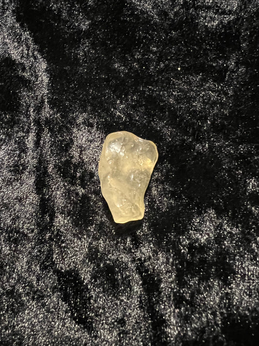 LIBYAN DESERT GLASS - Tektite