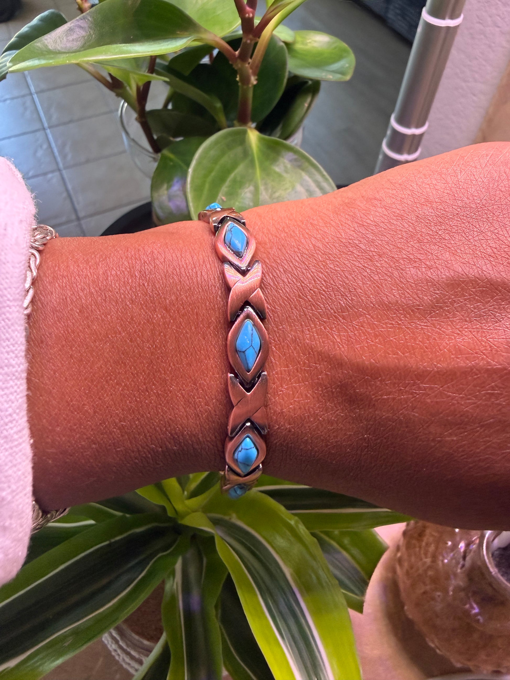 Unisex copper and turquoise magnetic bracelet
