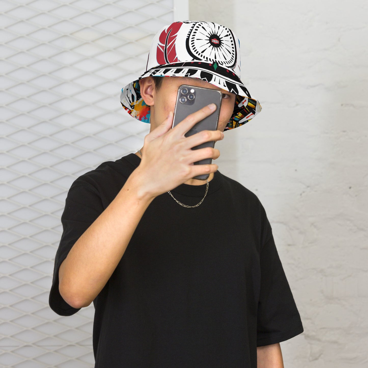 Reversible bucket hat (Indigenous)