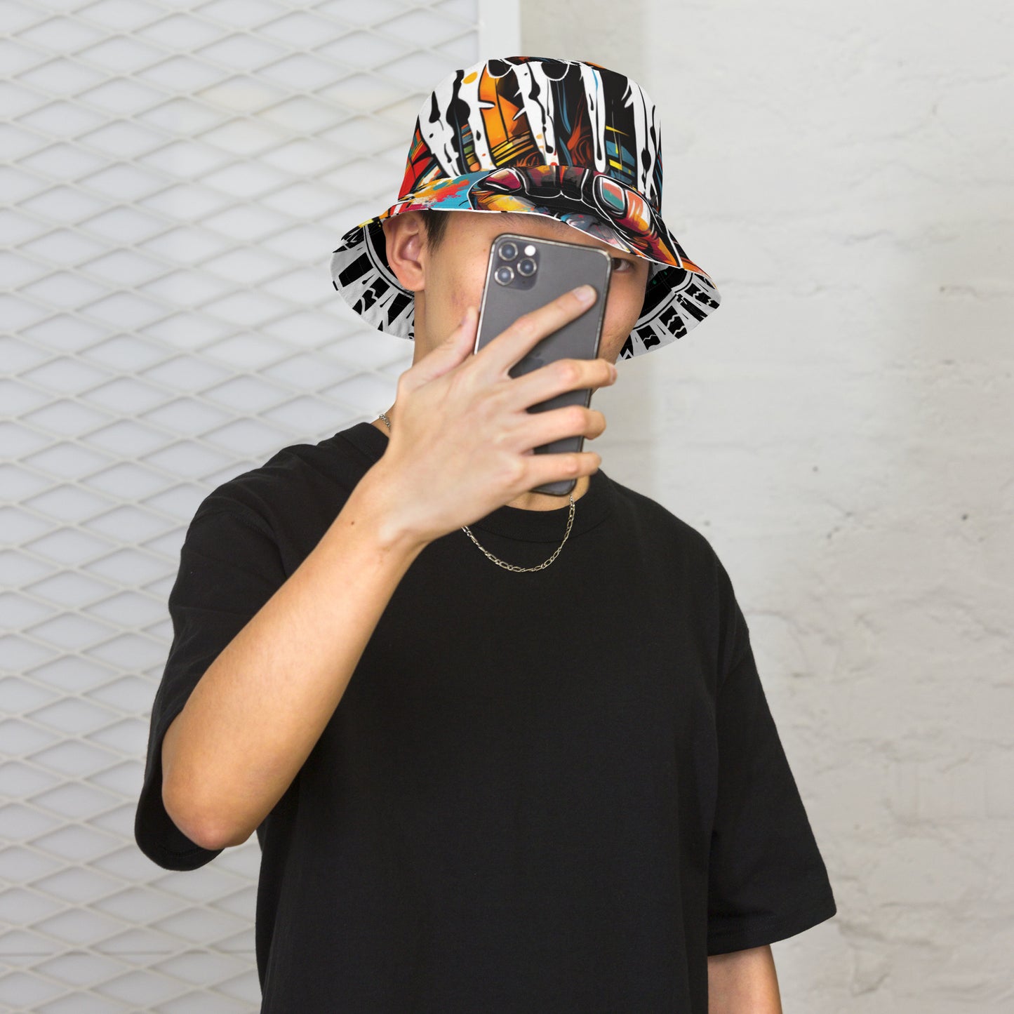 Reversible bucket hat (Indigenous)