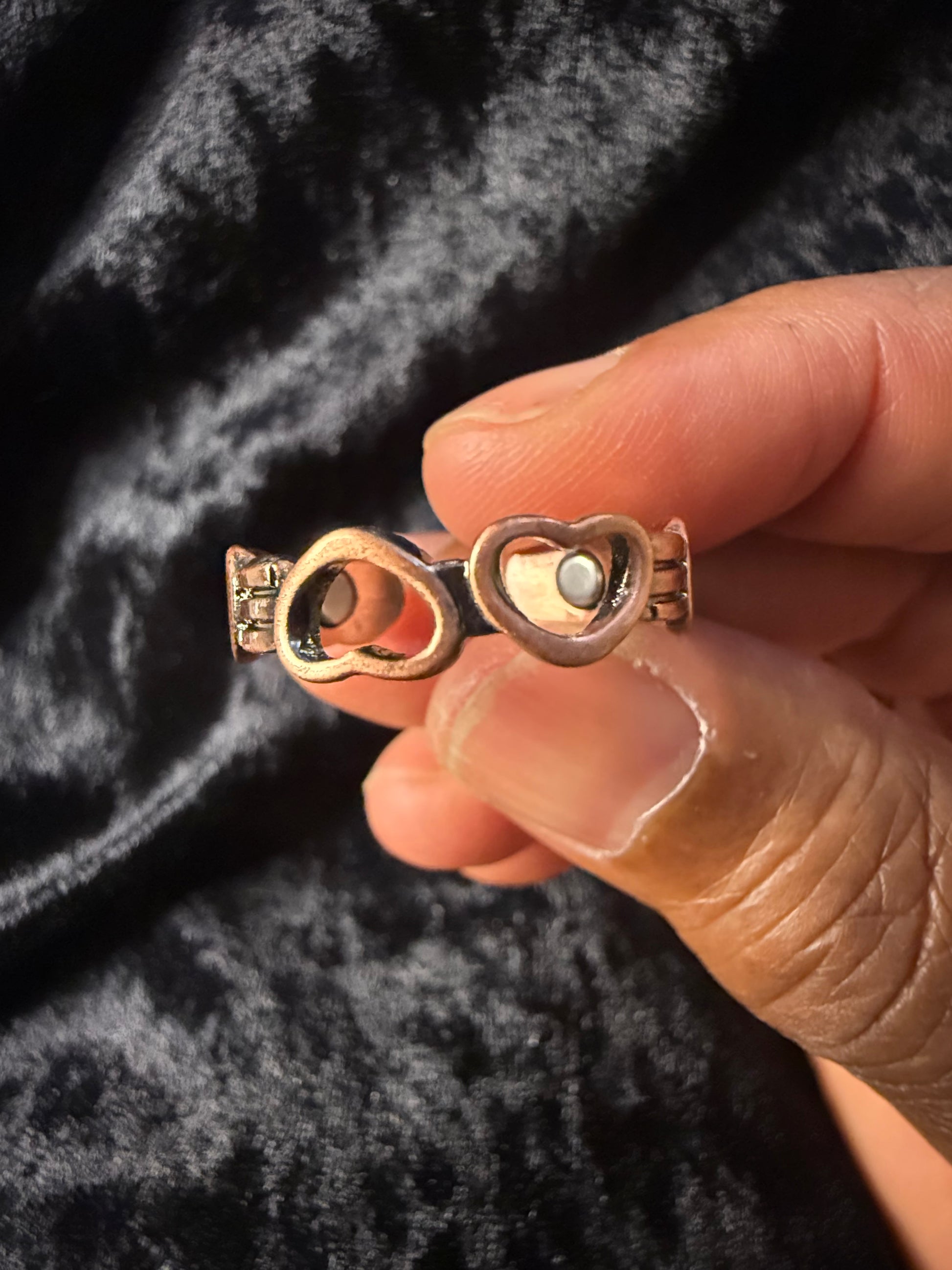 Sacred hearts engraved pure copper magnetic ring